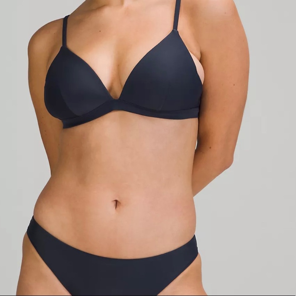 Lululemon waterside swim top bikini Navy